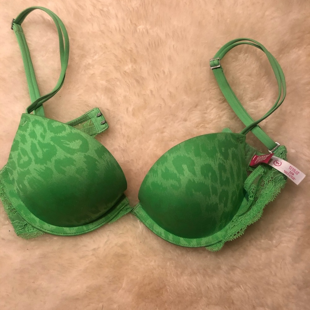 PINK Victoria Secret bra